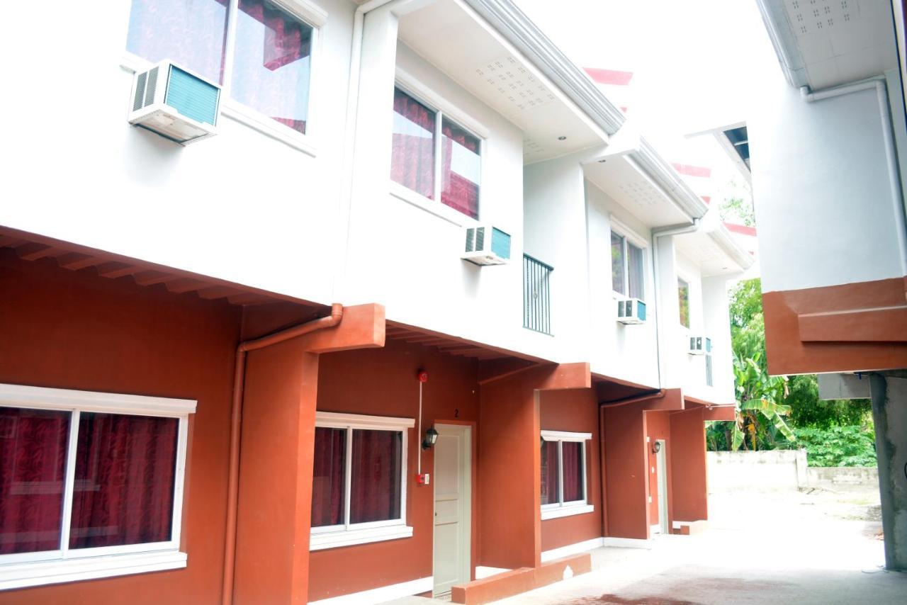 Ashley And Bill'S Suites 'N Garden Hotel And Vacation Homes Carcar Exterior foto